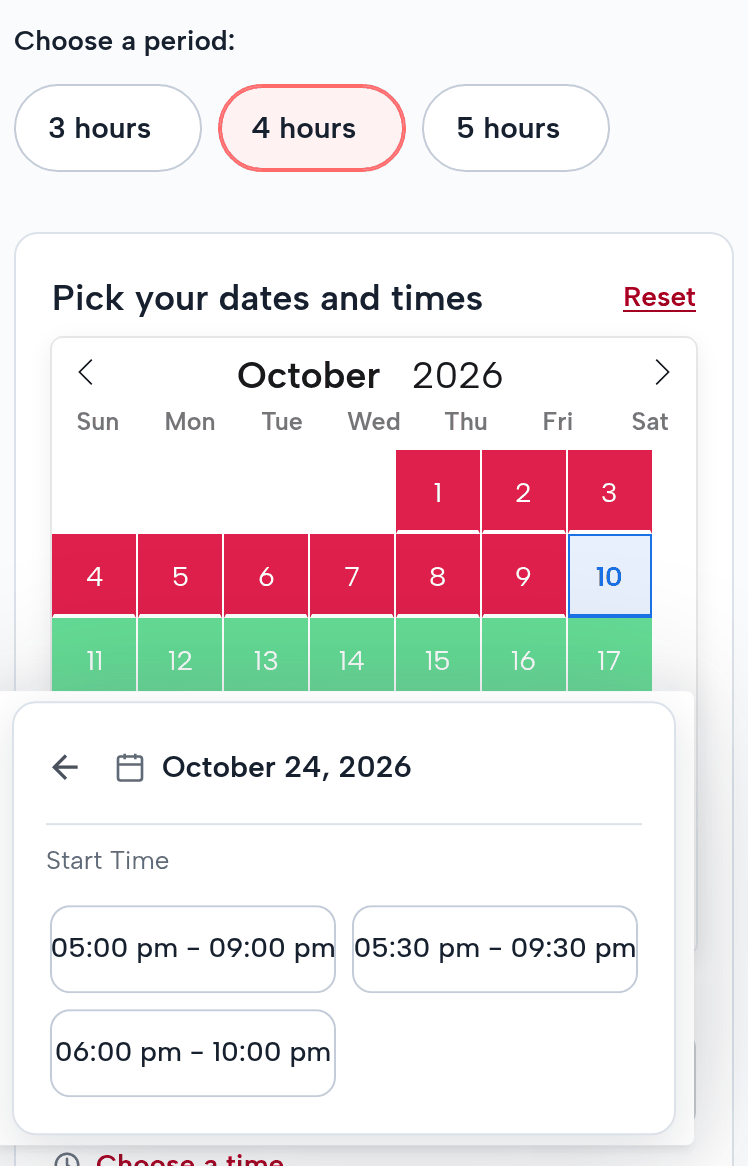 The Mirror Booth page on a phone: 4 hours on Saturday, October 24; the start times left: 5:00 pm to 9:00 pm, 5:30 pm to 9:30 pm, 6:00 pm to 10:00 pm